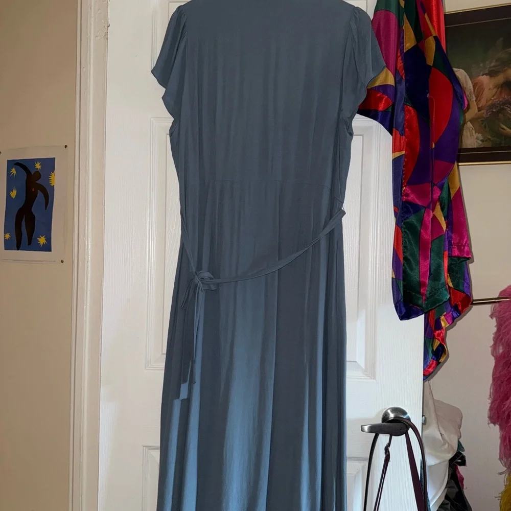 Wilfred Aritzia Shirt Dress Midi Blue Sage Belted Size XL Lined Pockets - Picture 8 of 8